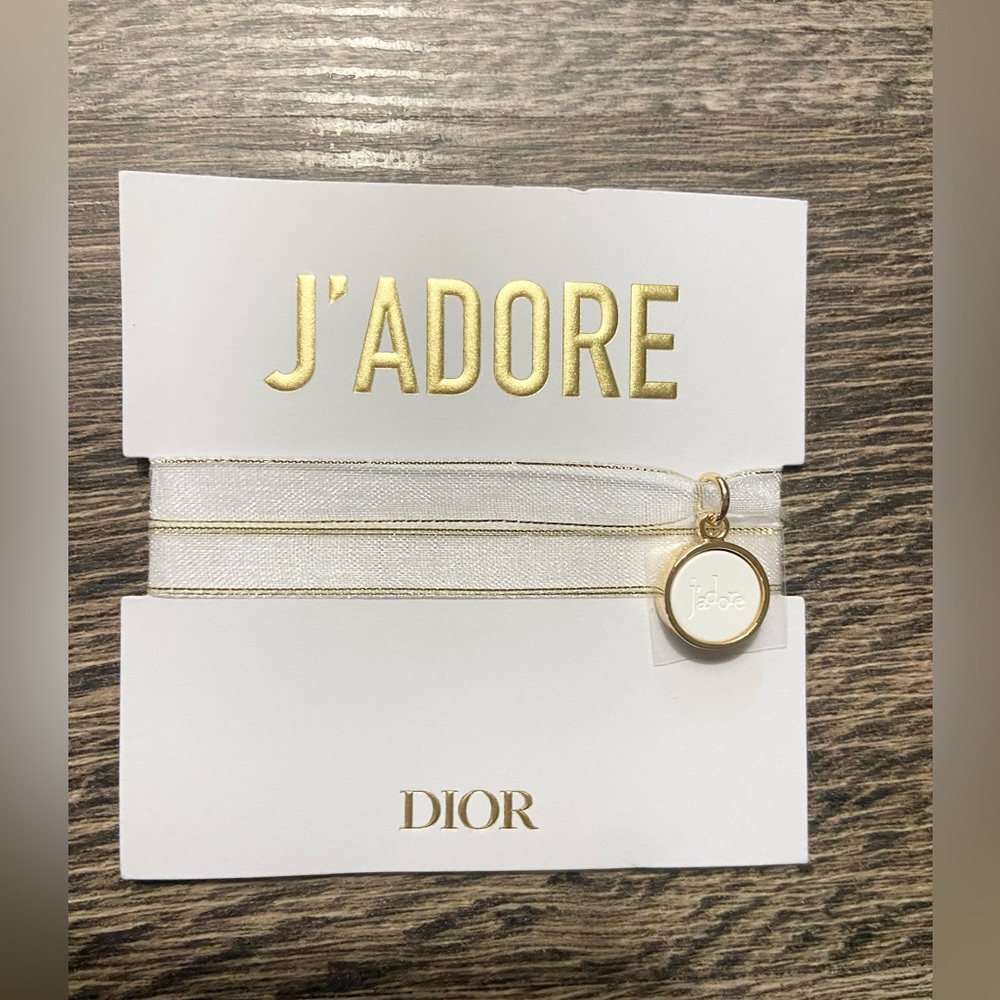 Christian Dior Perfumable Link Gold Medallion Diffuser Charm